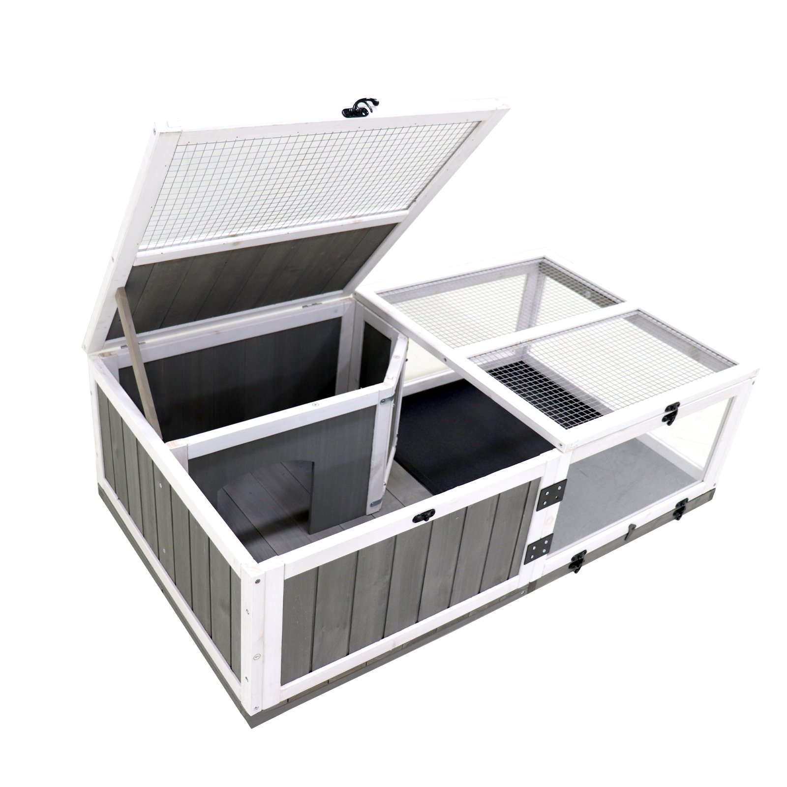 Outdoor Wooden Reptile Cage With Seating Area And Water Play Area Outdoor Wooden Reptile Cage With Seating Area And Water Play Area